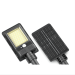 Lampă cu senzor solar